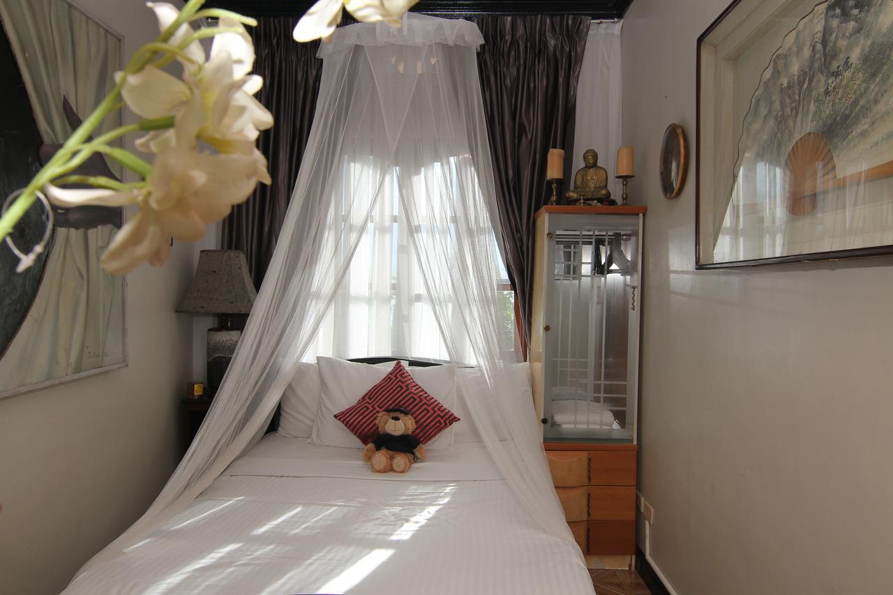 The Wilsons' Shangrila Bed & Breakfast Dumaguete City Exterior photo