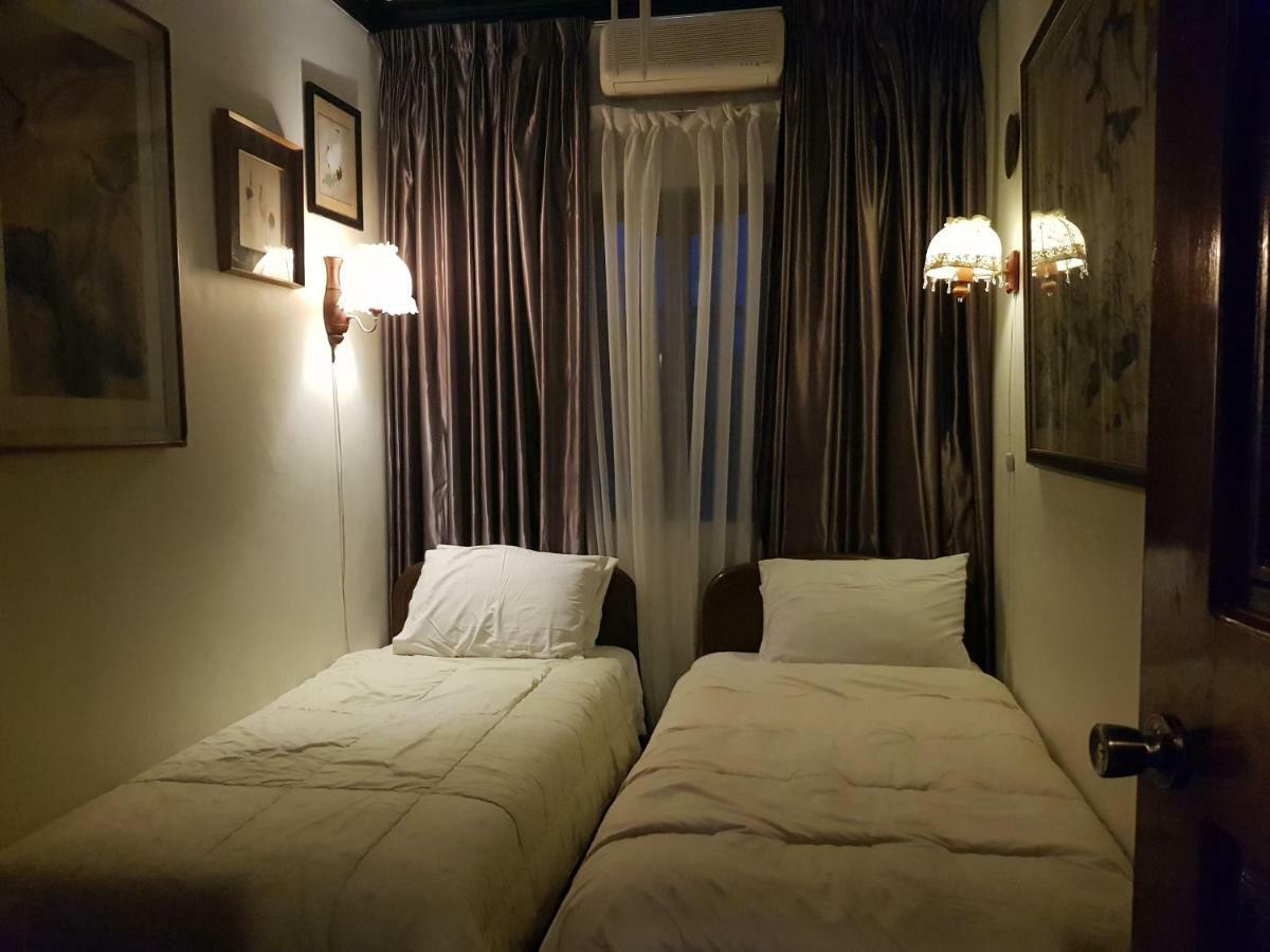 The Wilsons' Shangrila Bed & Breakfast Dumaguete City Exterior photo